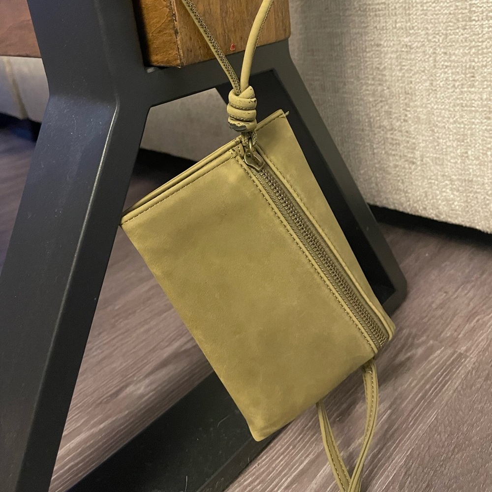 Green small wristlet or crossbody
